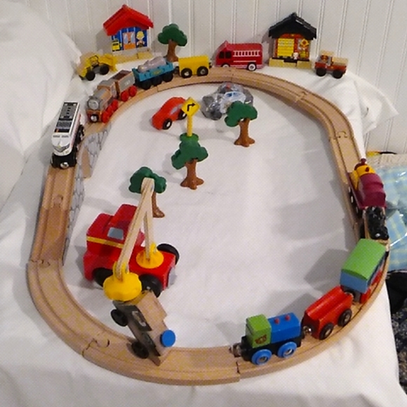 Kidkraft Other - 2007 Wooden Train & Track Set